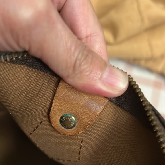 Authentic Louis Vuitton speedy 25 - Picture 13 of 16